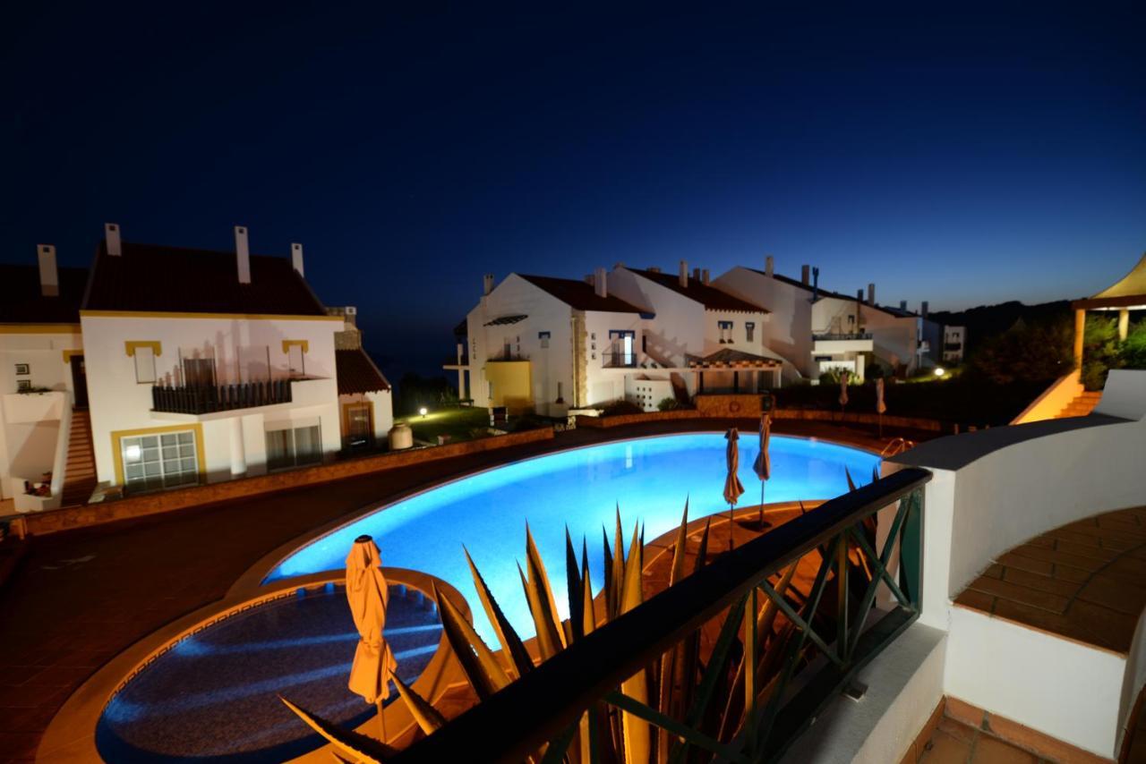 Paddle - Sea View Apartment With 3 Pools, Tennis & Squash Court Sao Martinho do Porto Exterior photo