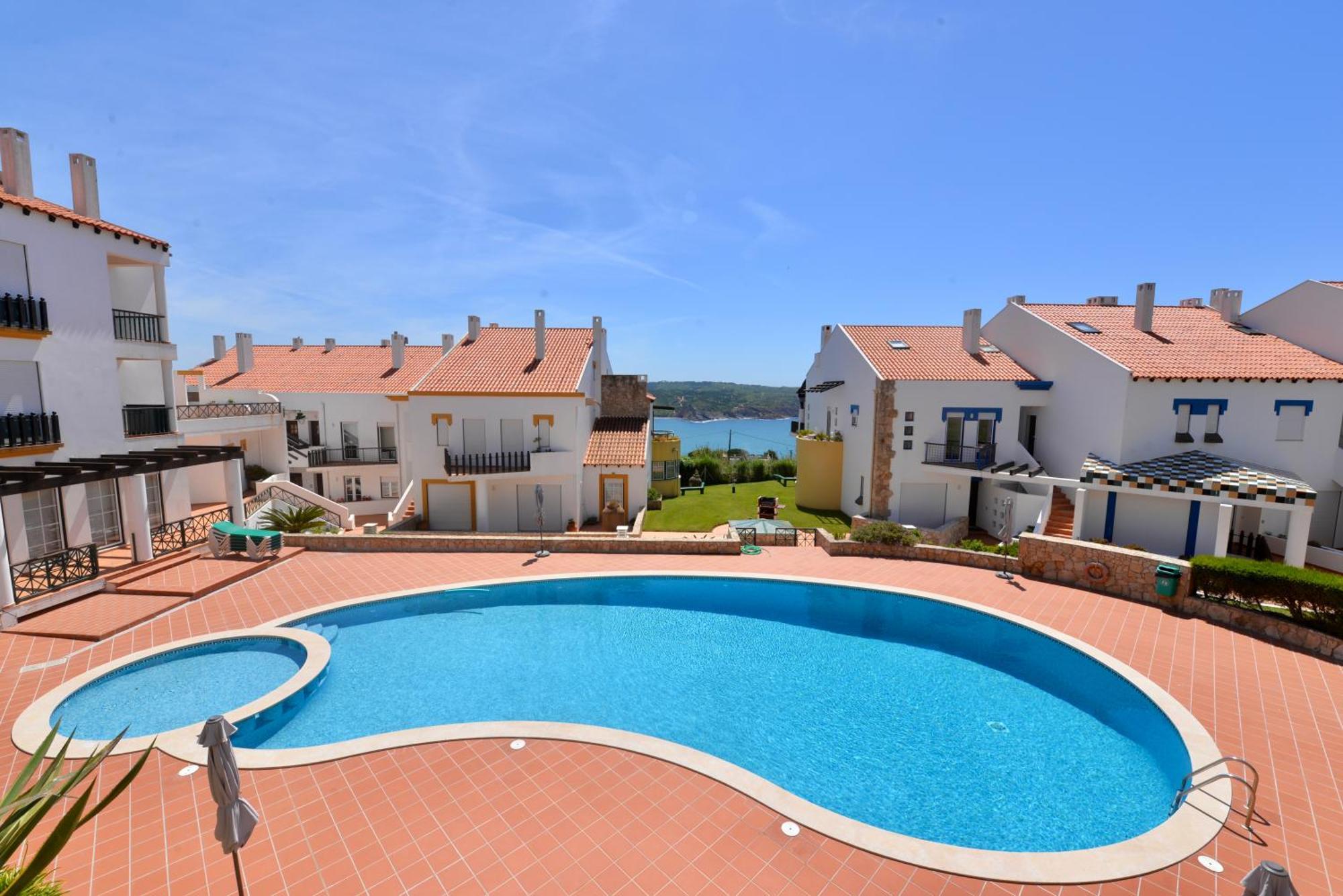 Paddle - Sea View Apartment With 3 Pools, Tennis & Squash Court Sao Martinho do Porto Exterior photo
